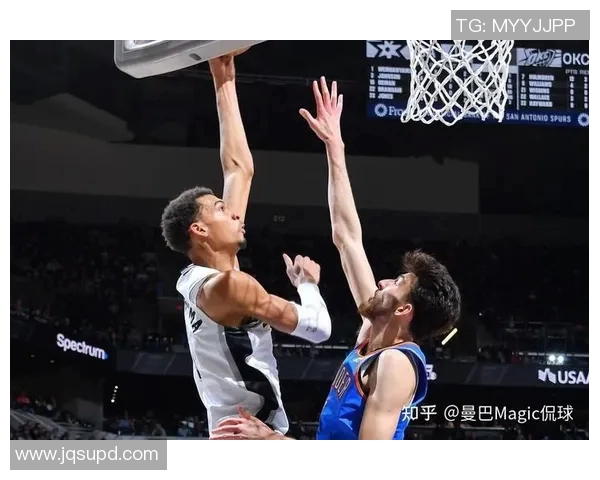 2015年马刺与雷霆经典对决回顾:一场激烈的季后赛较量与传奇瞬间 2015年马刺与雷霆经典对决回顾:一场激烈的季后赛较量与传奇瞬间