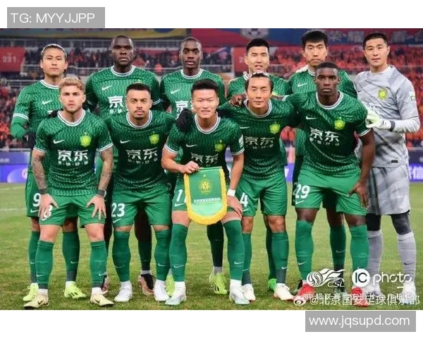 2016年北京国安与山东鲁能激战回顾：精彩瞬间与赛场激情再现