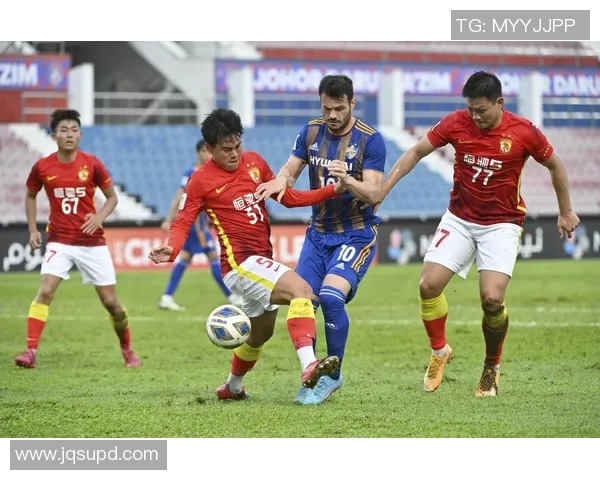 2018年亚冠联赛上港对阵蔚山现代的精彩对决回顾与分析 2018年亚冠联赛上港对阵蔚山现代的精彩对决回顾与分析