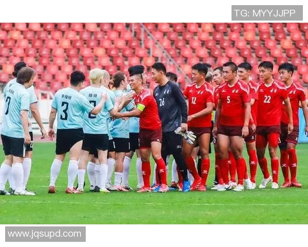 中国国家队与香港足球队激战正酣期待精彩对决揭开新篇章