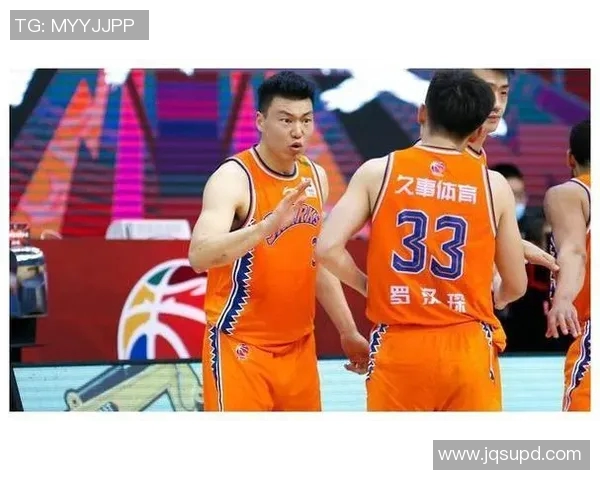 朱芳雨与李根的巅峰对决谁能在篮球场上书写传奇篇章