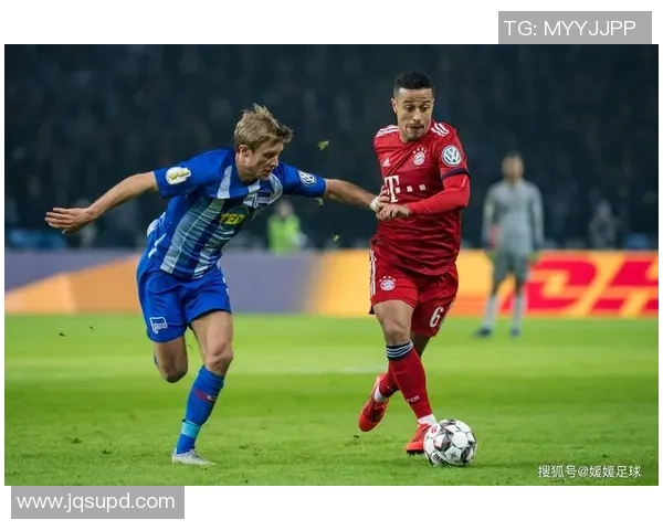 柏林赫塔与弗赖堡的首发阵容分析及战术对比